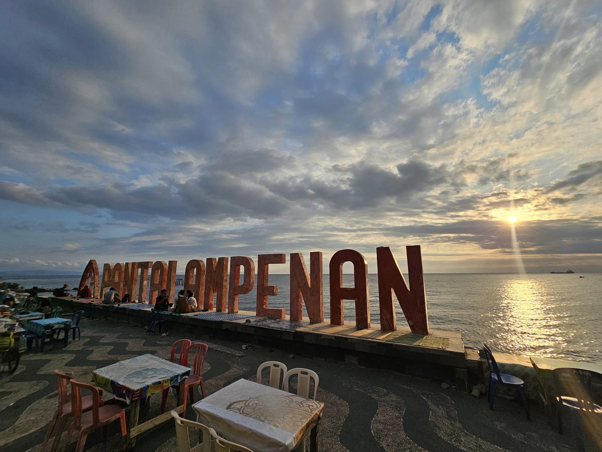 Martaram的在地人私房景點Ampenan，不想走觀光客路線可以去