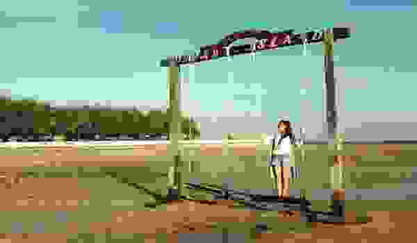 Mertasari Beach 退潮的時候露出的沙灘有數百公尺！