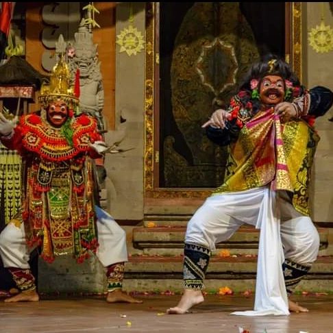 探索峇里島的文化瑰寶：Balerung Stage 傳統表演體驗