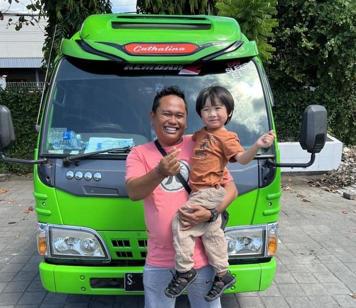 Gede對孩童特別有耐心  本身有小孩,很懂得照顧孩子 會主動與孩子互動玩耍 家庭出遊首選推薦 獲得許多帶孩子家庭好評