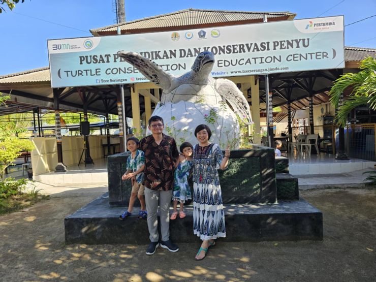 這個真的非常推薦帶小孩去，還有海龜放生活動（要預約付費）！