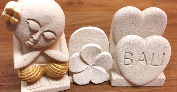 砂岩雕刻的迷你石雕